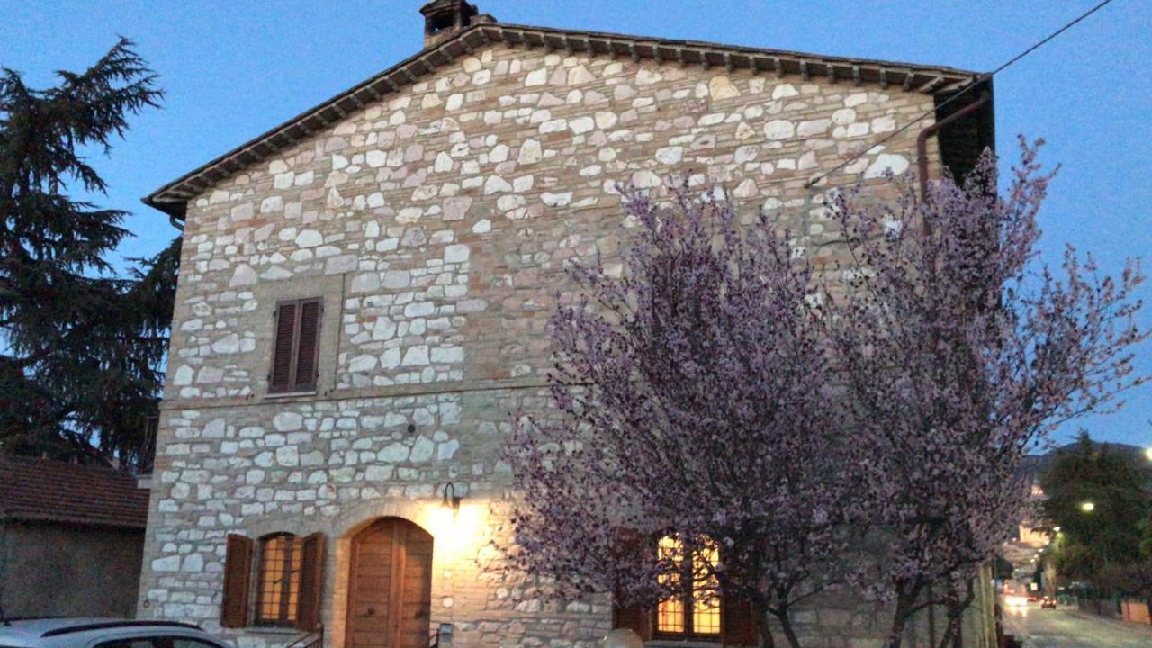 La Casa Delle Sirene Hotel Assisi Exterior foto